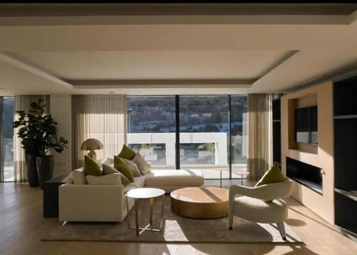 Luxury With Jacuzzi Marbellac