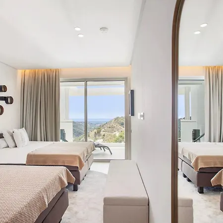 Luxury With Jacuzzi * 마르베야