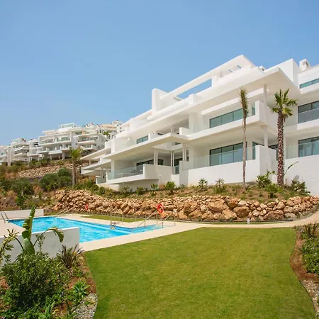 Luxury With Jacuzzi *