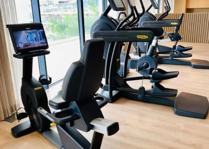 Luxury With Jacuzzi *