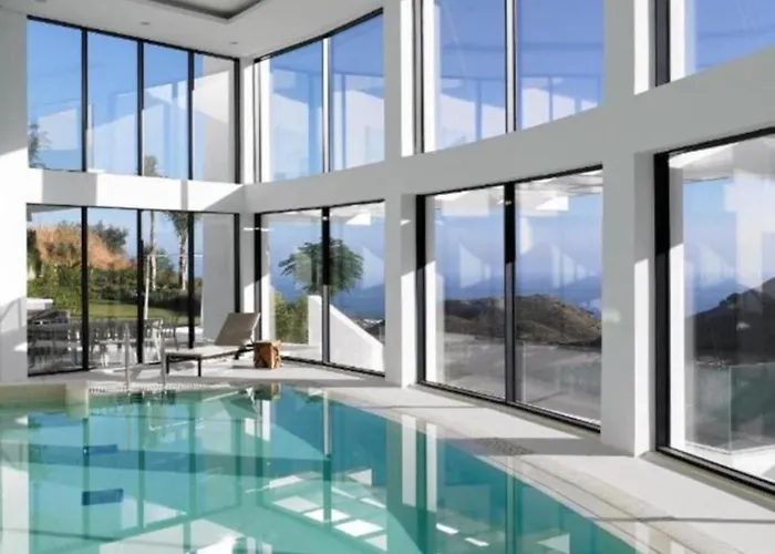 Luxury With Jacuzzi Марбелья